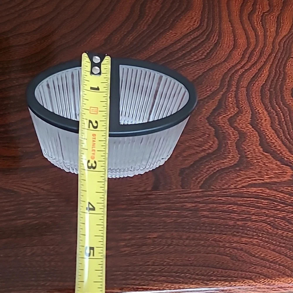 Avanti Ribbed Toothbrush/Toothpaste Holder - Picture 6 of 8
